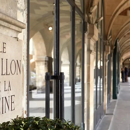 Le Pavillon De La Reine & Spa, Place Des Vosges-3